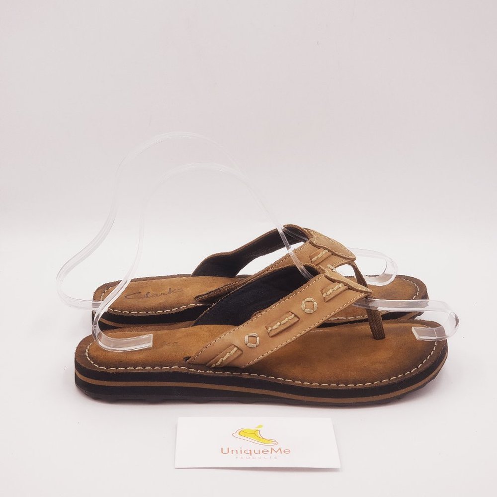 Clarks leather padded slippers A51